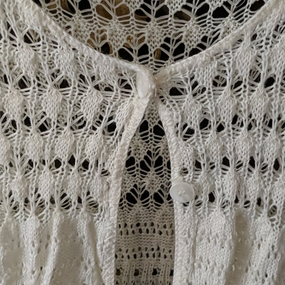 Sweater - Picture 2 of 4